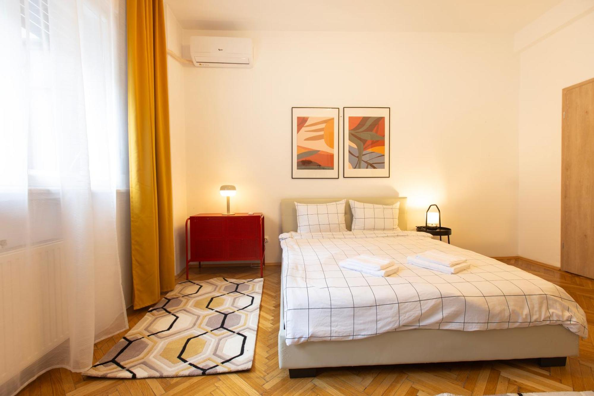 Ultracentral Hong Kong 3 Bdrm Apartment Bucharest Exterior photo