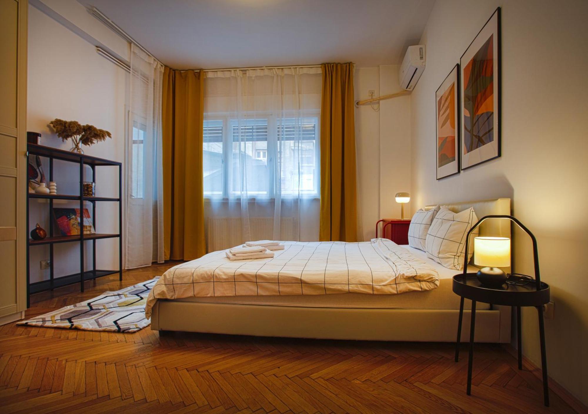 Ultracentral Hong Kong 3 Bdrm Apartment Bucharest Exterior photo
